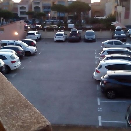Le Victoria'S Beach Barcares - Parking Prive - Direct Plage - 5 Minutes A Pied Du Lydia - 3 Personnes Le Barcarès Eksteriør billede