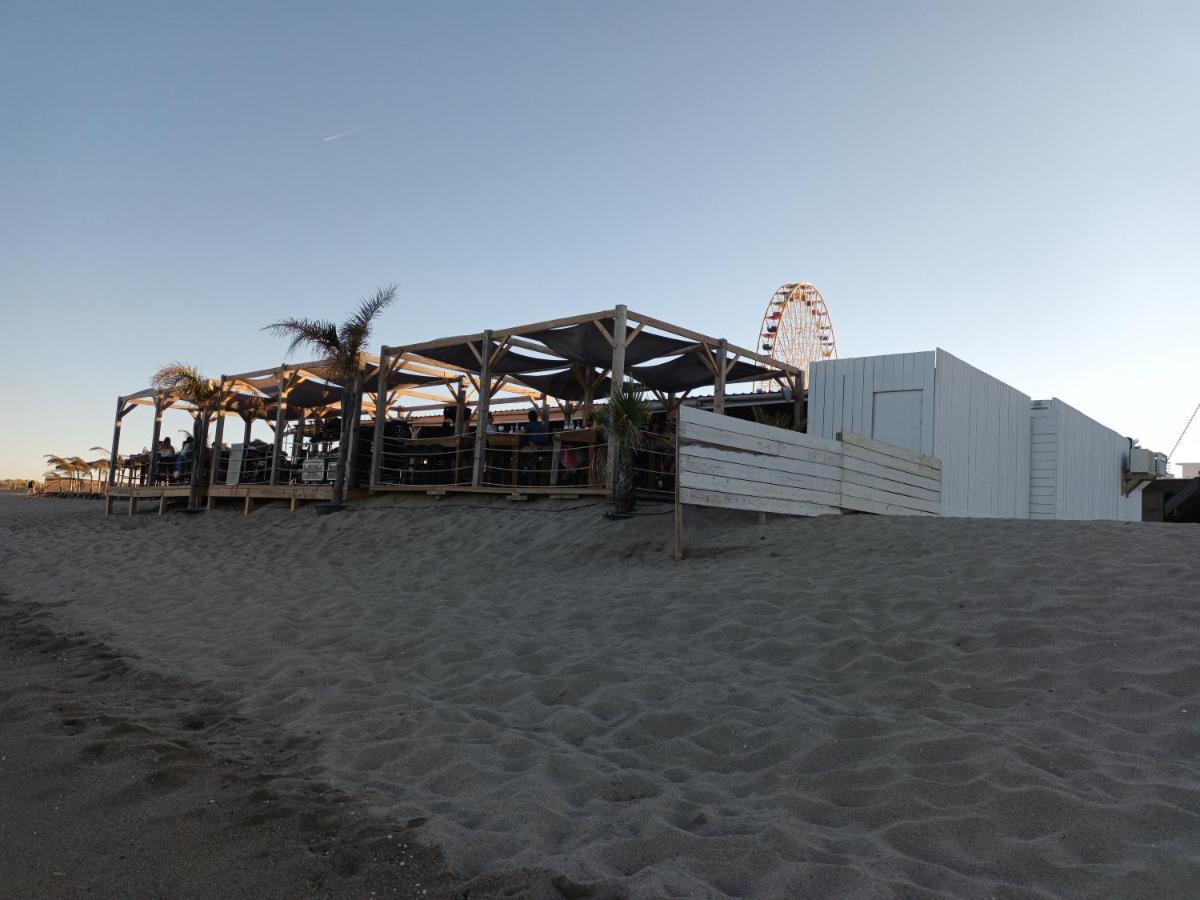 Le Victoria'S Beach Barcares - Parking Prive - Direct Plage - 5 Minutes A Pied Du Lydia - 3 Personnes Le Barcarès Eksteriør billede